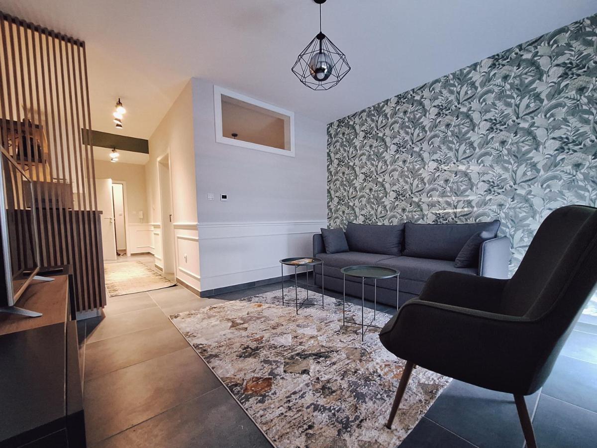 Azimut Apartman Бієліна Екстер'єр фото