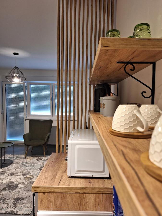 Azimut Apartman Бієліна Екстер'єр фото