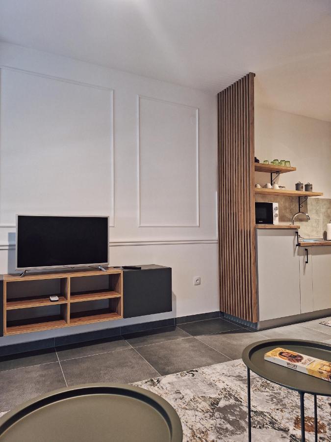 Azimut Apartman Бієліна Екстер'єр фото