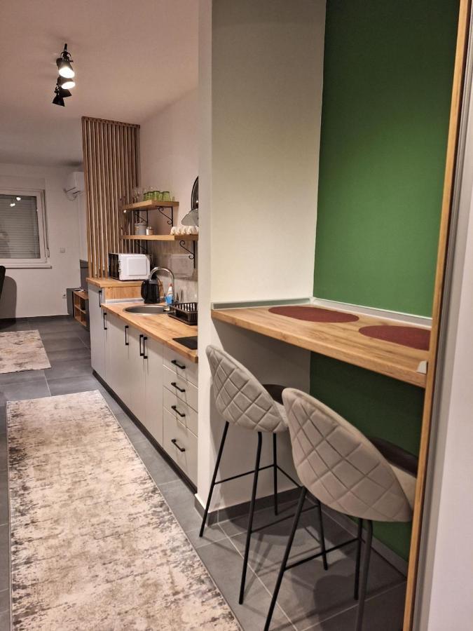 Azimut Apartman Бієліна Екстер'єр фото