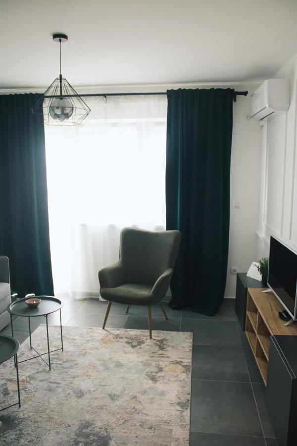 Azimut Apartman Бієліна Екстер'єр фото